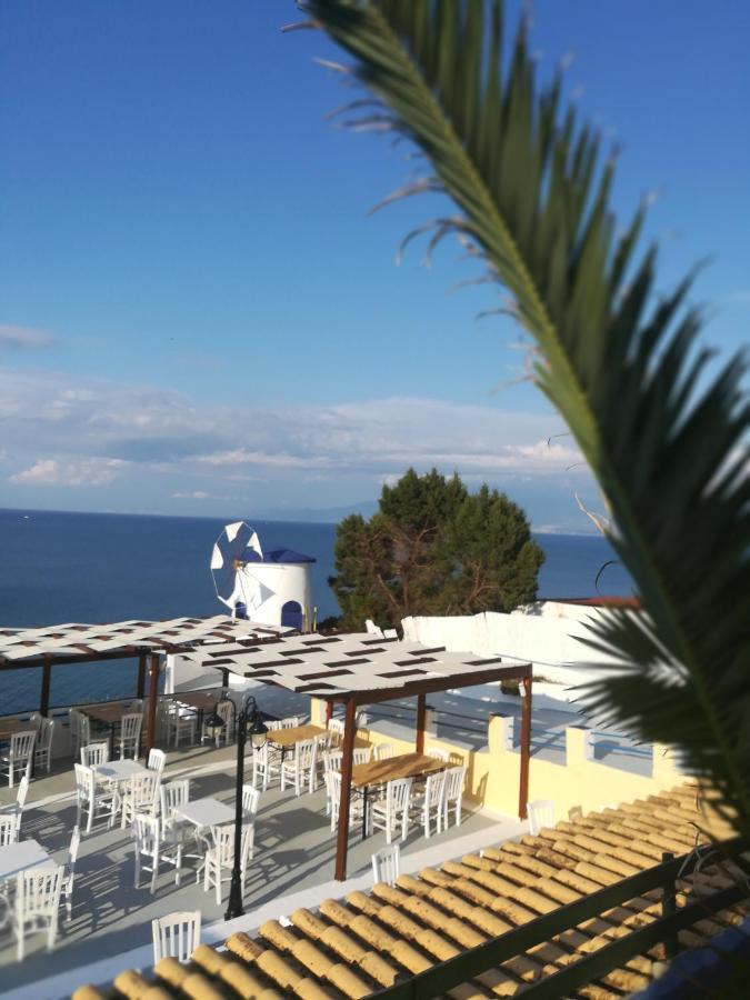 Koralli Beach Niforeika Exterior photo