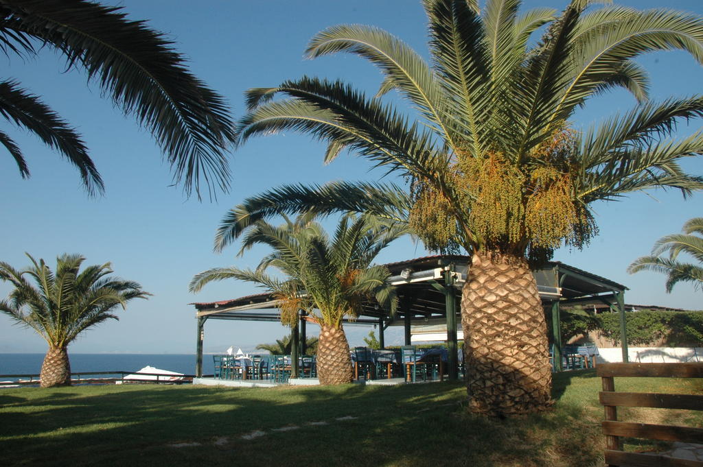 Koralli Beach Niforeika Exterior photo